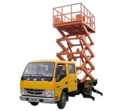 11m Lifting Height Truck Mounted Scissor Lift With 450Kg Loading Capacity