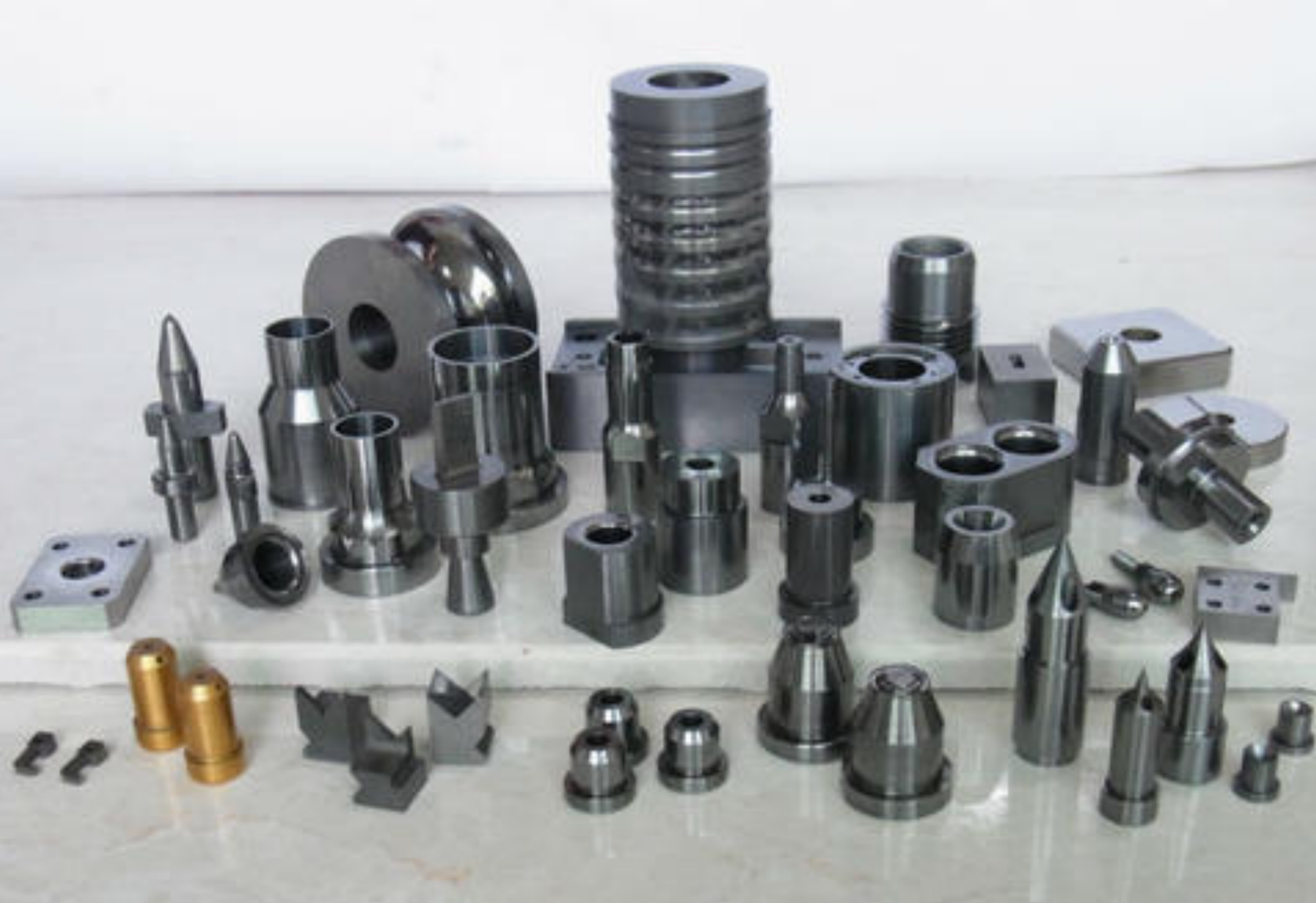 HSS Die Punch Pins Corrosion Resistant With Titanium Plating