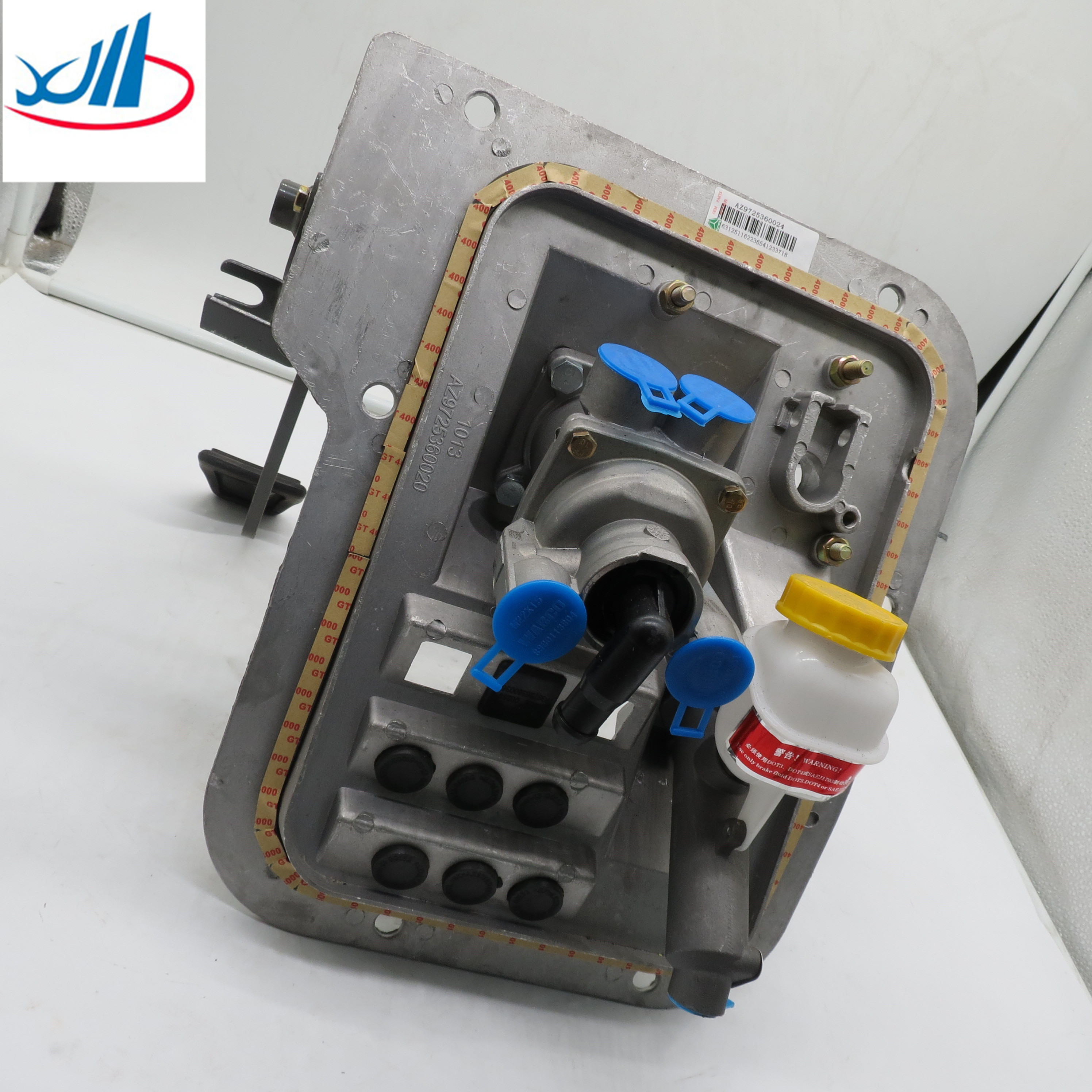 Competitive Clutch pedal AZ9725360024
