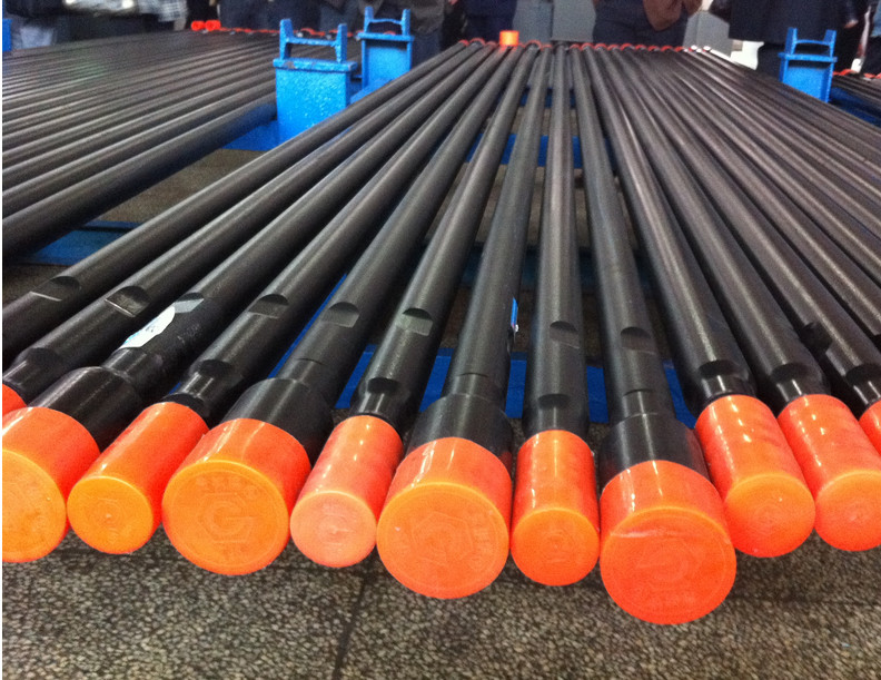 3FT - 20FT Male - Female Threaded Drill Rod R38 39mm Diameter For Underground Mining