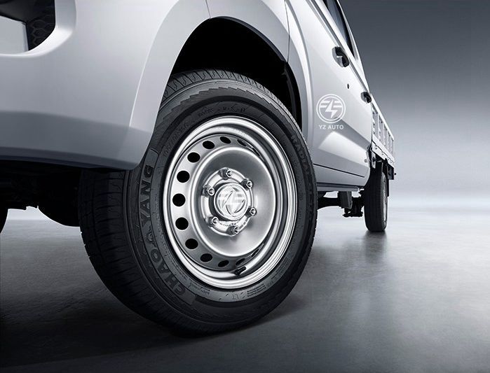DFAC 1.5T 4X2 Flat Container Van Electric Cargo Truck with 2000x1440x370mm Cargo Size