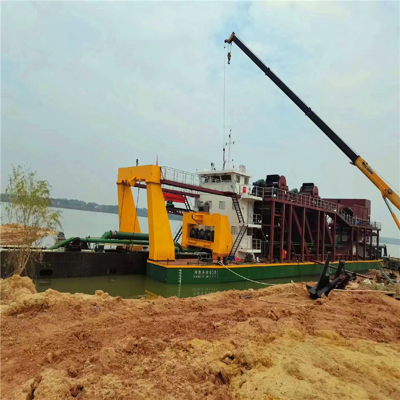 26 Inch Hydraulic Cutter Suction Sand Mining Dredger for Sand Dredging