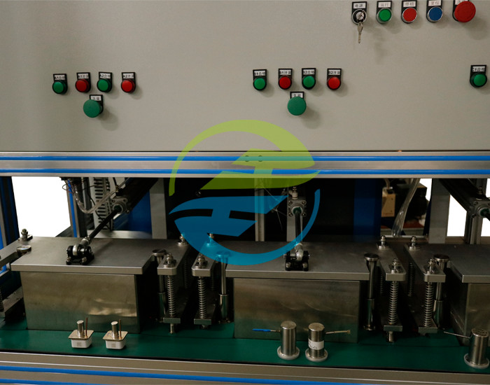 4 Stations Sealed Multistation Helium Mass Spectrometry Leak Detector With Leak Testing Equipment