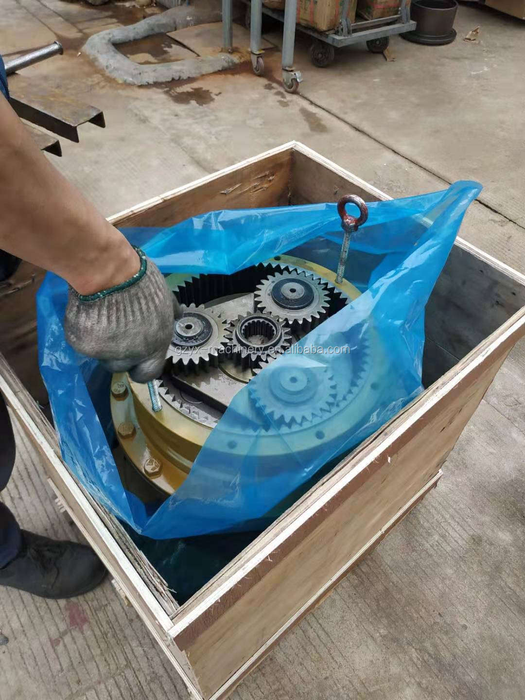 DH220-5 DH225-7 swing motor assy swing reducer final drive device with out gear box