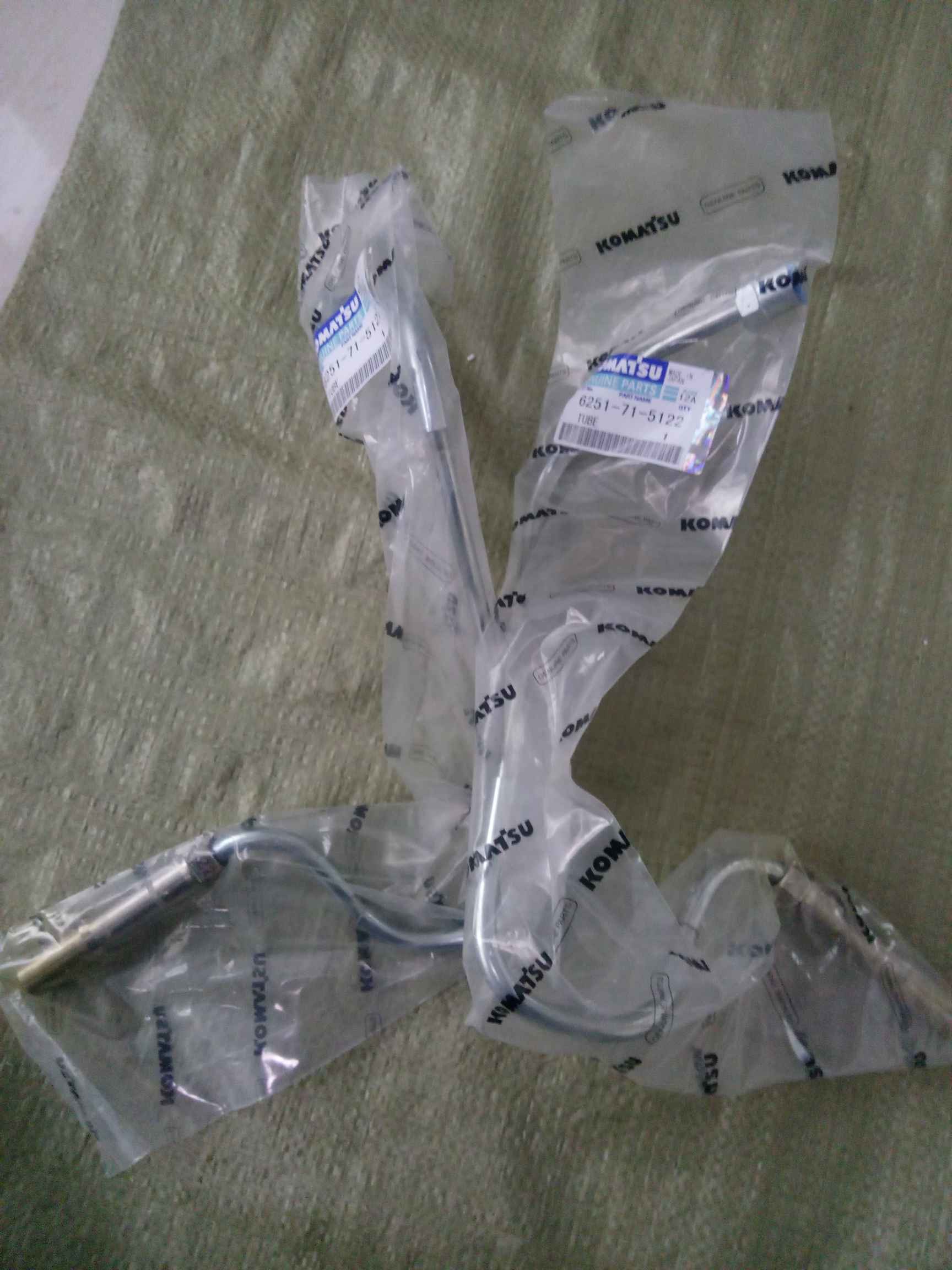 part No. :6251-71-4112 ,6251-71-5122,6251-71-5132,6251-71-5162. tube use for pc400-8 Fuel Supply Pump