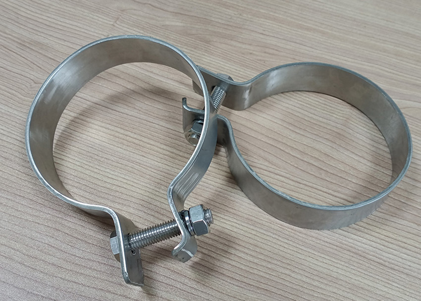 Engine Parts Single Bolt 4.0mm Muffler Repair Clamp