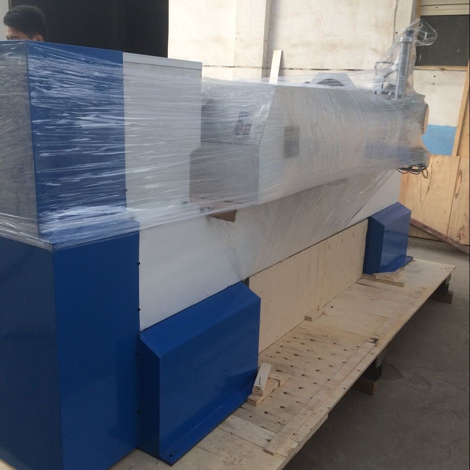 CNC lathe for turning wood