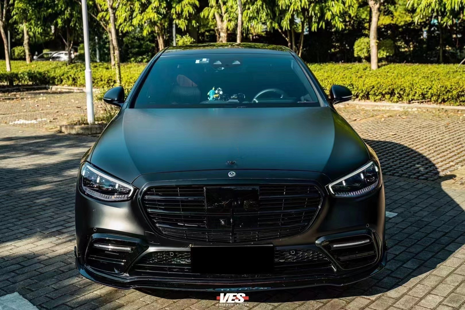 For Mercedes S-Class W223 S400 S450 Carbon Fiber Body Kit W223 Maybach Upgraded BUS Style Front Shovel Diffuser Spoiler