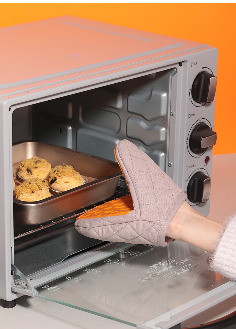 Silicone Cooking Pinch Grips Oven Mitts Heat Resistant Finger Protector Pot Holder For Kitchen Cooking Utensil GloveSet