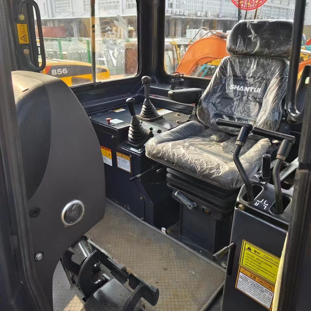 Shantui SD32D second-hand bulldozer from China