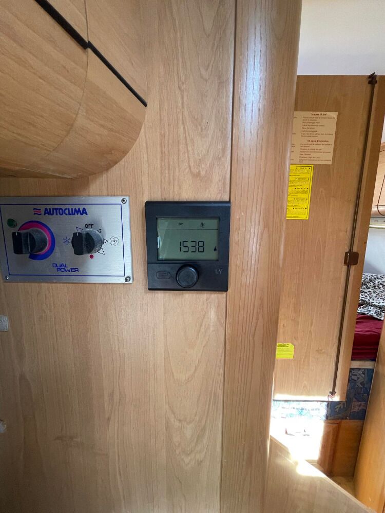 JP Diesel Combi Heater 4KW 12V Air And Water Combi Heater Similar To Truma