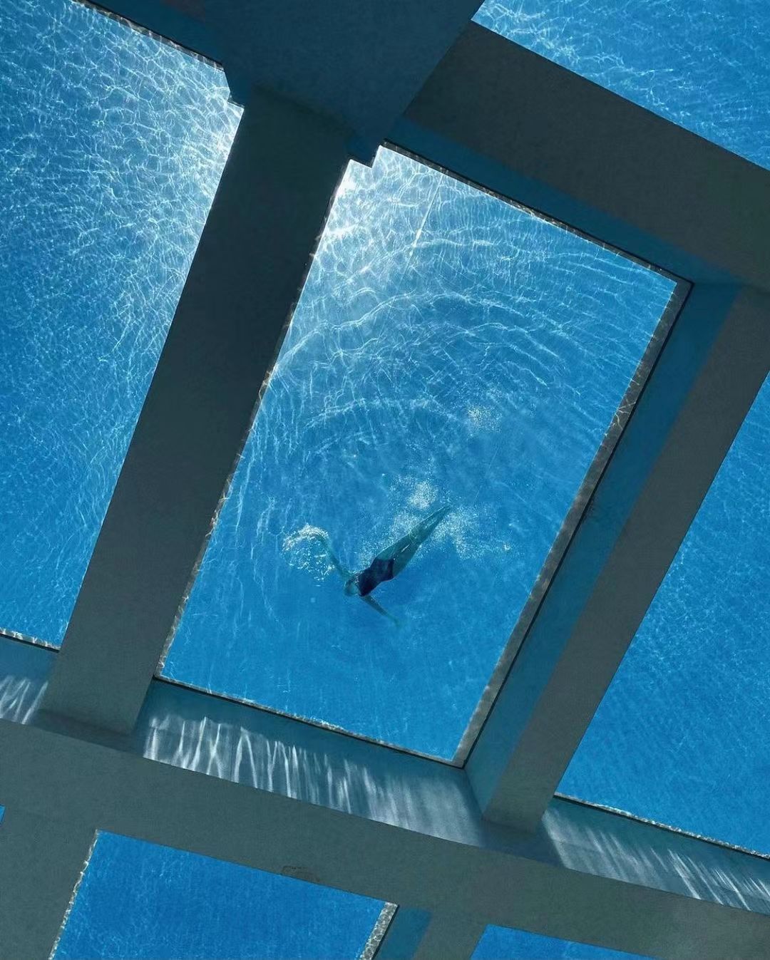 Diaphaneity High Light Transmission 93% Acrylic Aboveground 8m Swim Spa Swimming Pool
