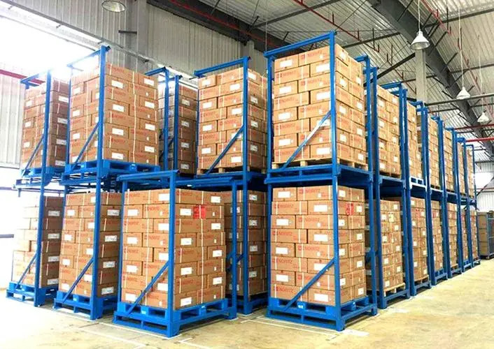 Custom Vertical Metal Stack Racks , Warehouse Stackable Steel Storage Racks
