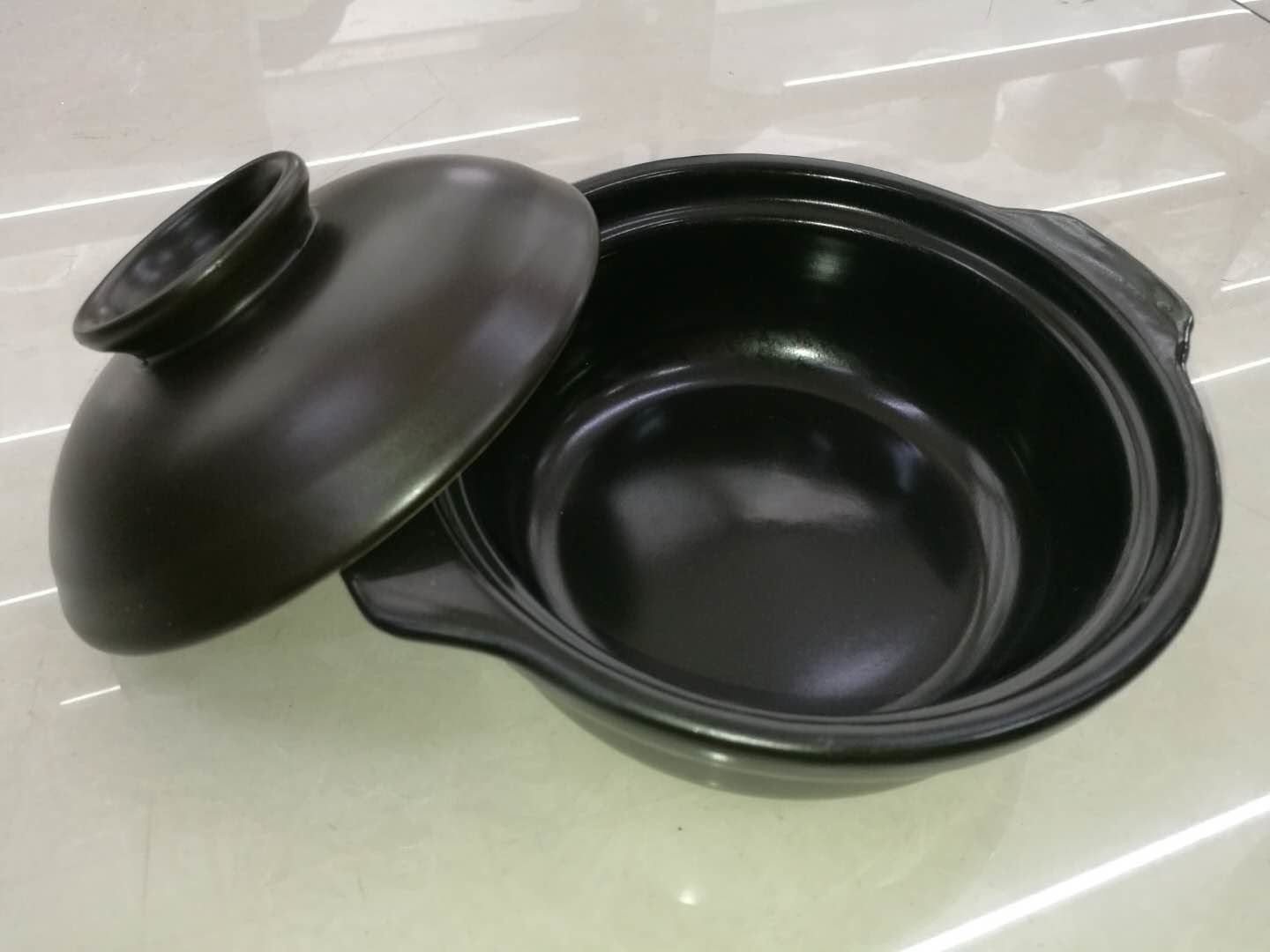 Restaurant Porcelain Dinnerware Sets / Porcelain Pots Iron Plate with Wood Stand Dia. 16CM to 28CM