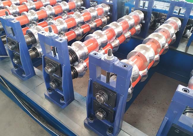 Gear Boxes Drive System Roof Panel Roll Forming Machine