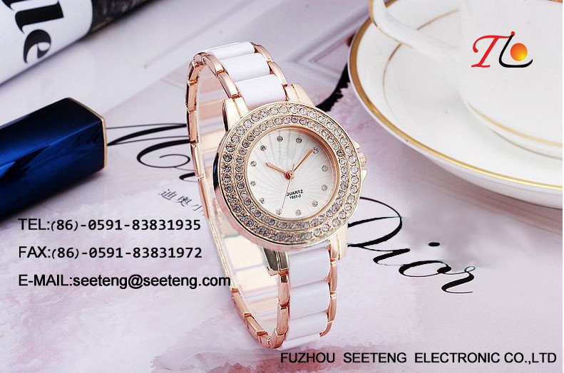 flower watch with pu leather band fashion watch for ladies with a pu flower design box