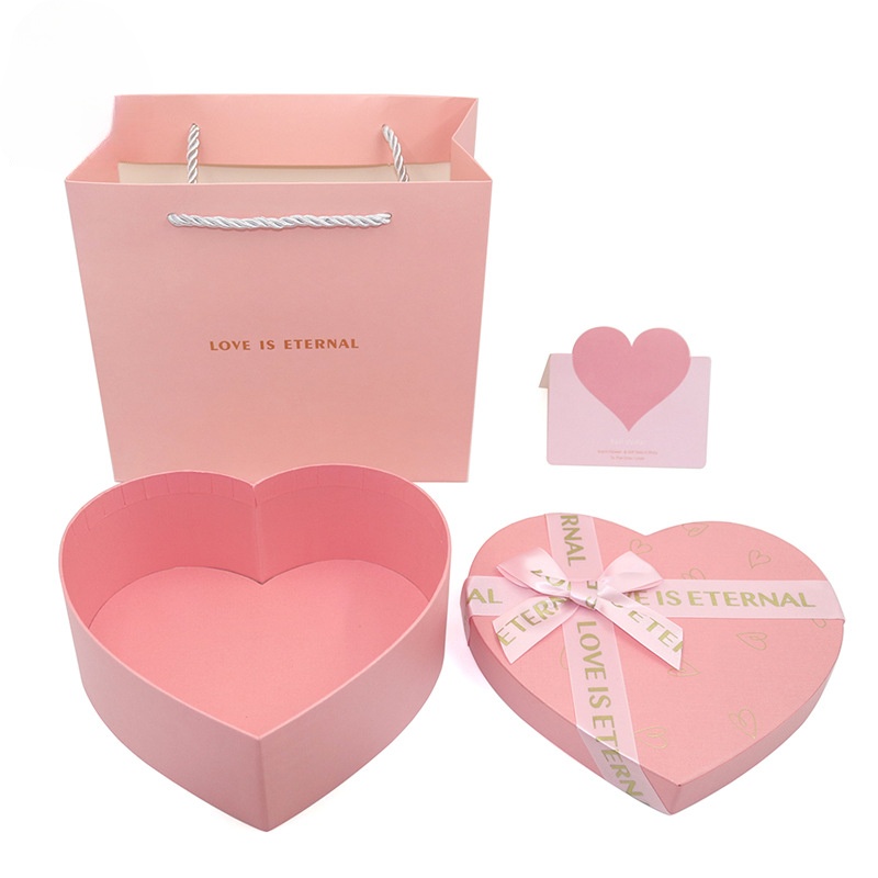 Custom 2024 Valentine's Day Luxury Gift Box With Bow Ribbon Heart Shaped Pink Paper
