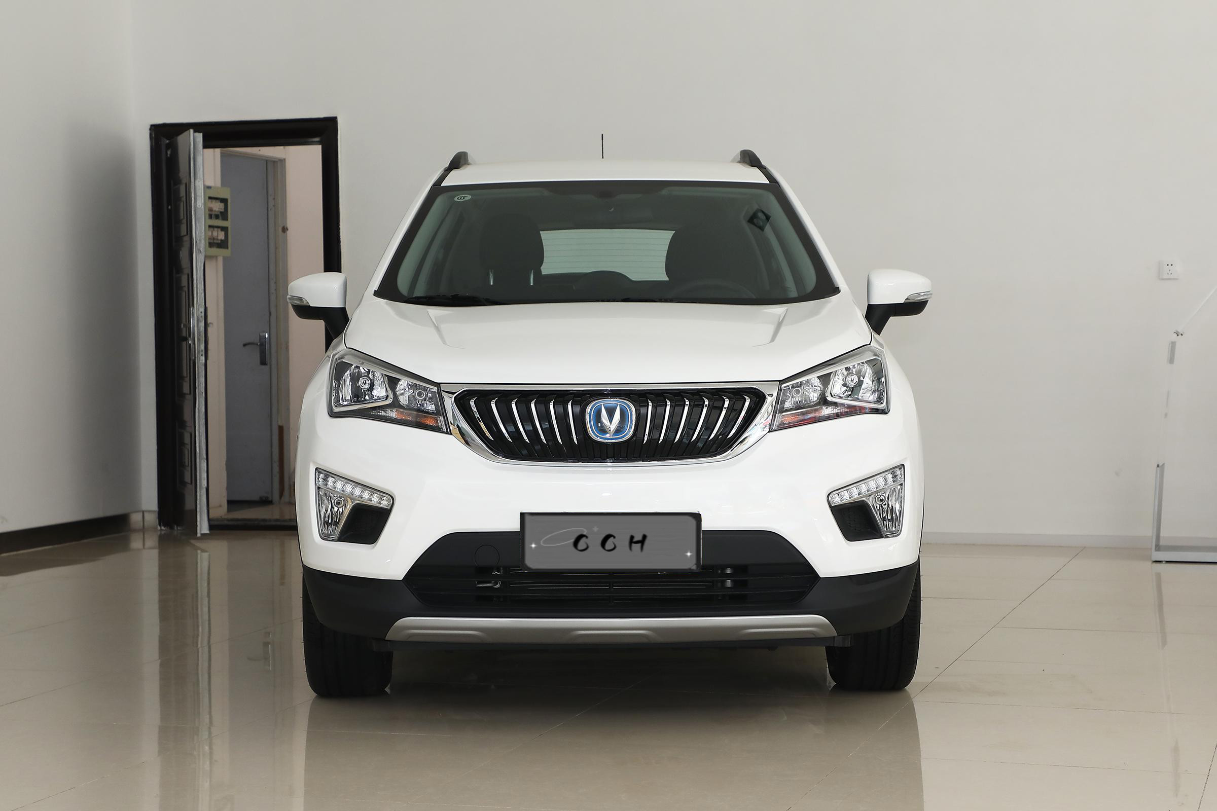 Changan CS15 15L Top Quality And Good Price Changan Automobile Car For Adults Vehicle Used Electric Cars