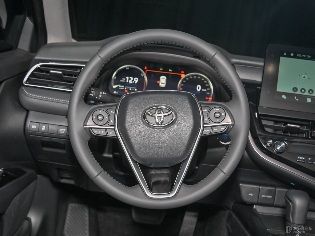 2023 Sport 5 Seats 2.0L Ca-mry To-yota Petrol Cars Electric Driver's Seat Adjustment and 10 Speed Automatic Transmission