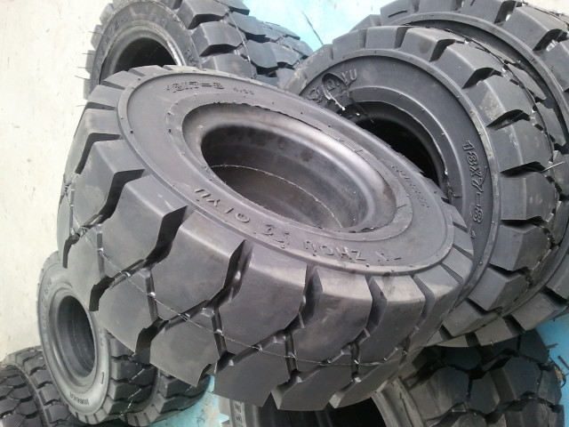 4.00-8, 5.00-8 Forklift Solid Tire With High Quality Solid Industrial Tire tire tread mold mold tyres