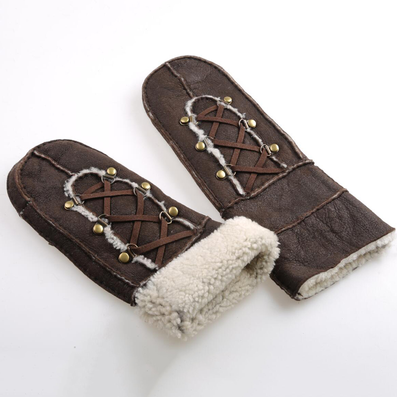 Wholesale mitten gloves sheepskin leather gloves with metal button
