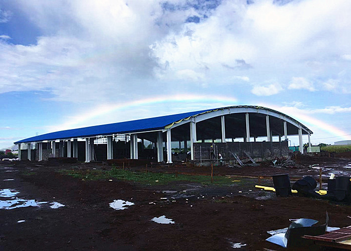 Big Span Pre Engineered Metal Building Workshop With 150km / H Wind Load