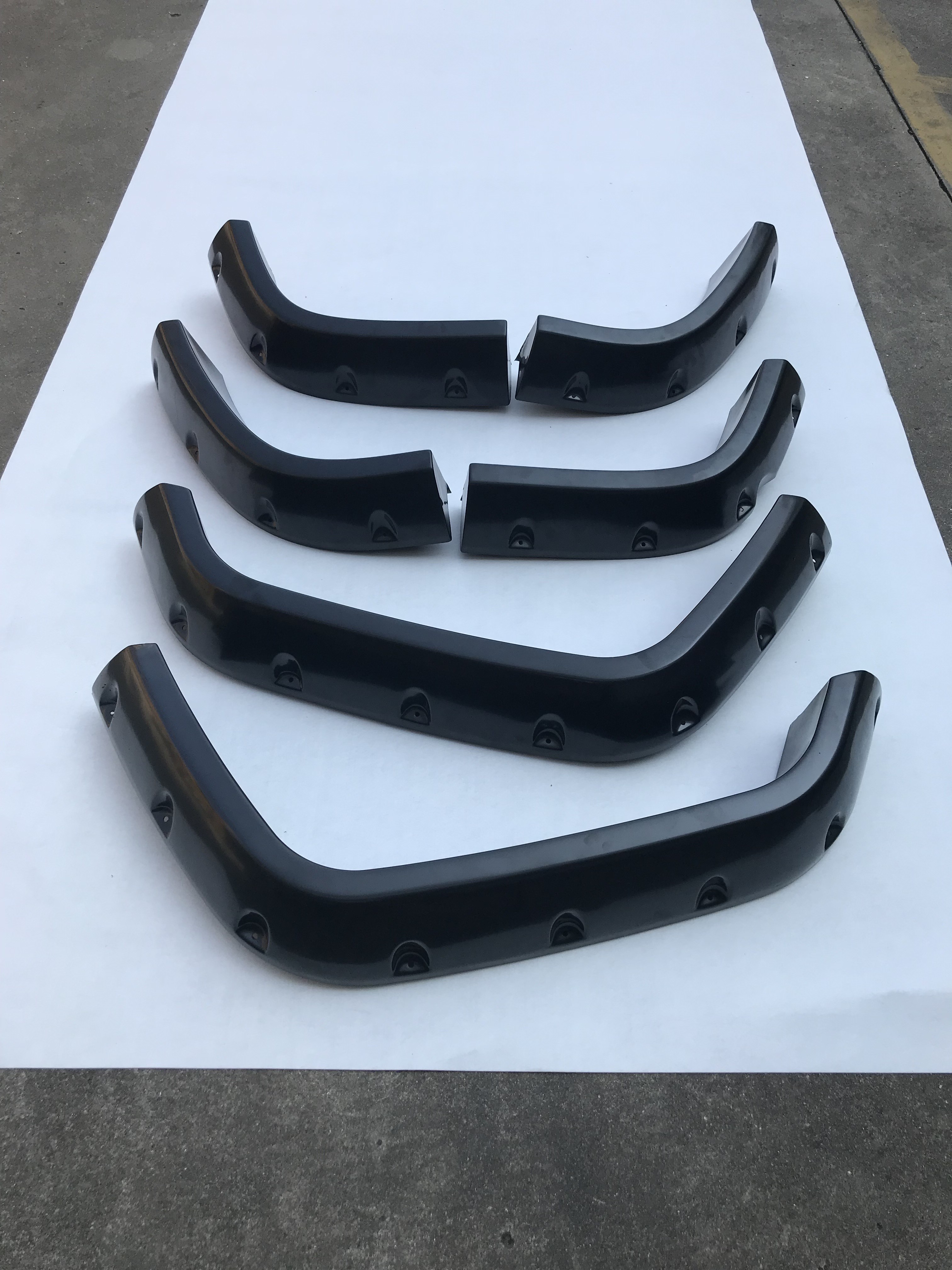 Auto Accessories Car Bonnet Guards Pick Up Bonnet Protector Matter Black