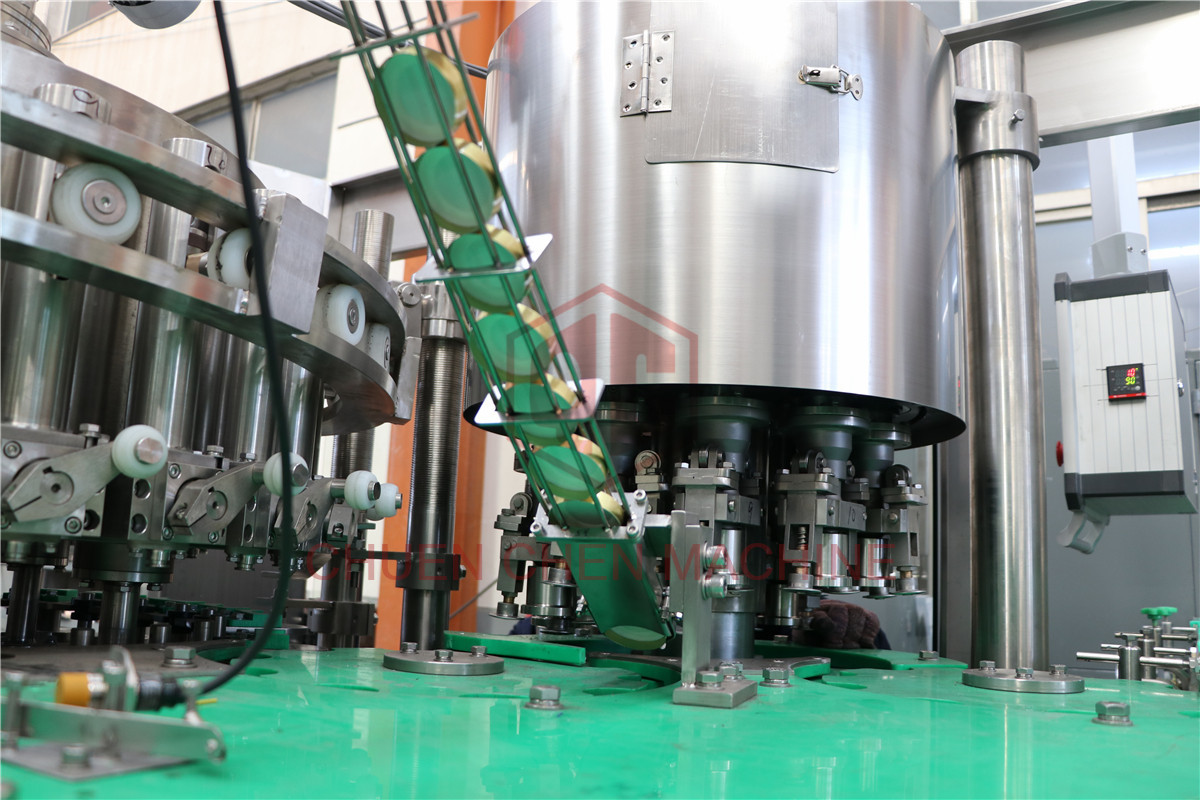 Plastic Bottle Sauce Filling Machine Rotary Type Juice Bottling Machine
