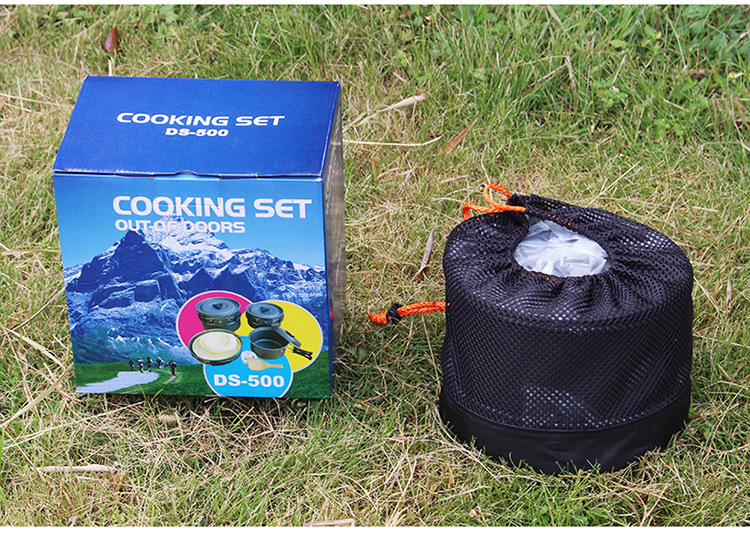 Modern Design Style Picnic Camping Cooking Set With Aluminum Handle