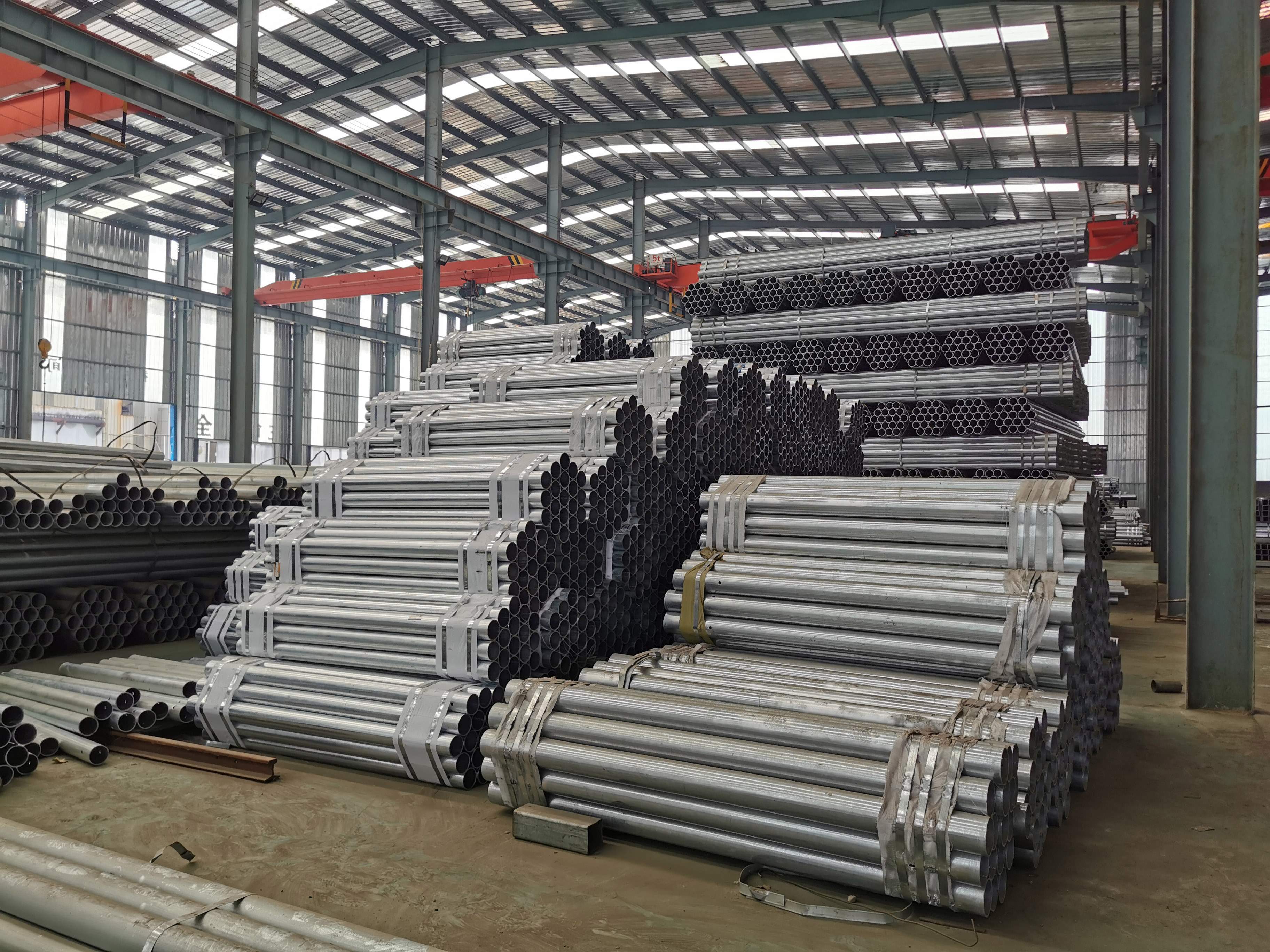 Hot Dipped Galvanized Steel Highway Guardrail Fishtail End for Road Protection Barrier