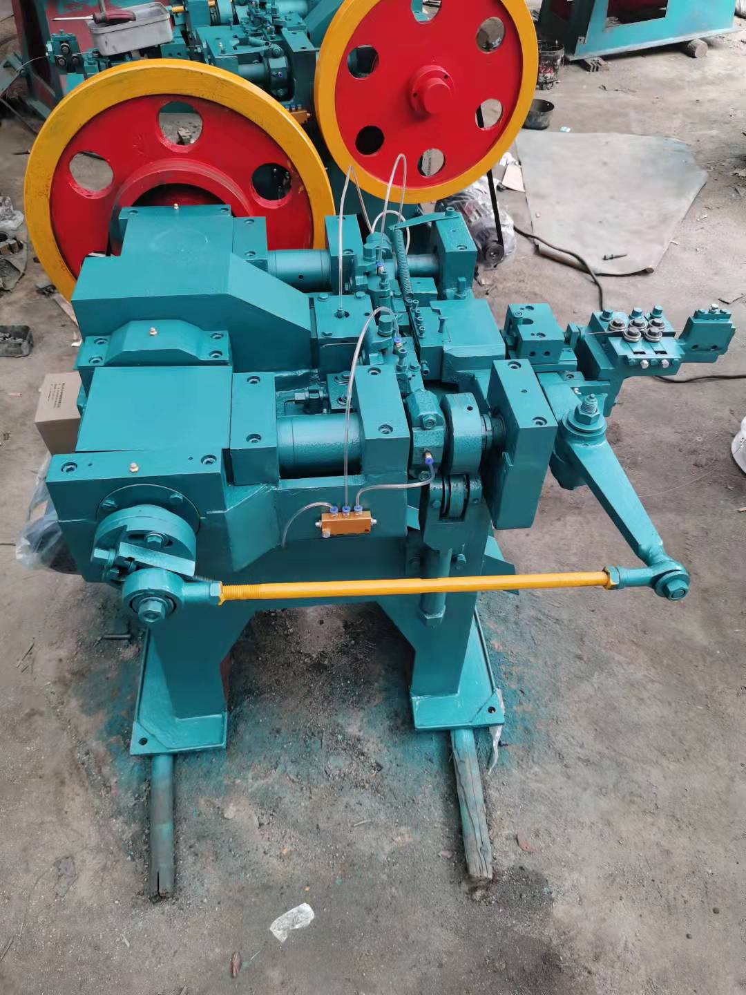 Automatic high speed nail making machine