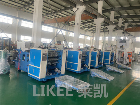 Automatic High Speed LKS300 Extraction Household Easy Taking And Using Pop-up Aluminum Foil Sheets Folding Machine