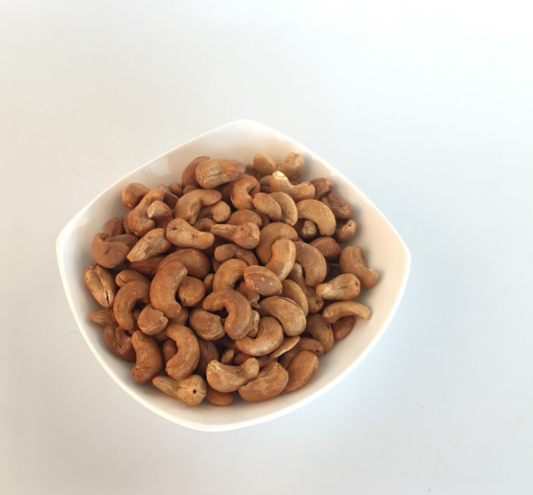 Kosher/Halal Certified Coated Roasted Charcoal Cashews Healthy Crispy and Crunchy Nut Snacks