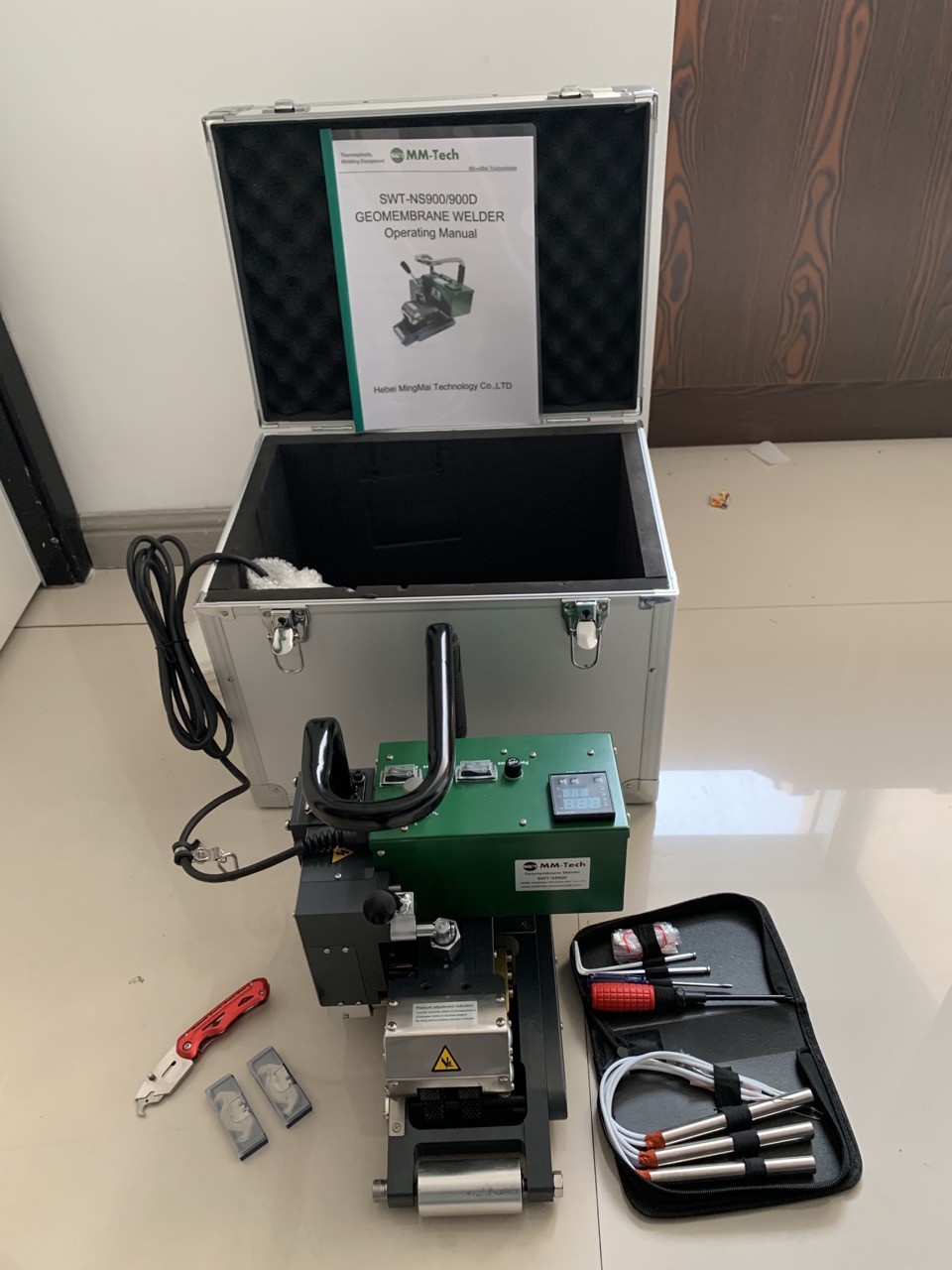 220V Digital Display Hot Wedge Geomembrane Welder For Mining