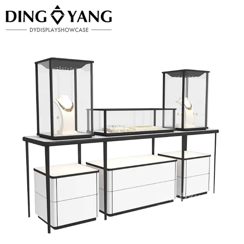 12V Glass High End Luxury Jewelry Showcases With Low Power Consumption Lights