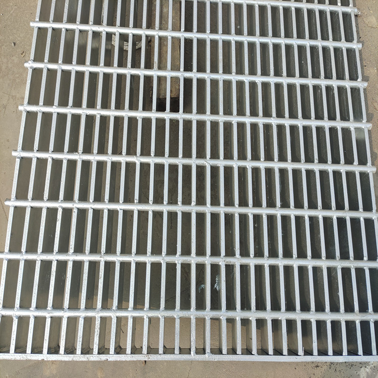 Truck Heavy Duty Steel Grating Hot Dip Galvanized Hand Welded
