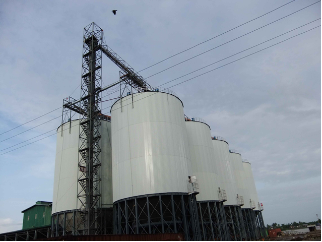 Insulated Sealed Paddy Rice Storage Silos For Flour Mill / Farm 468CBM