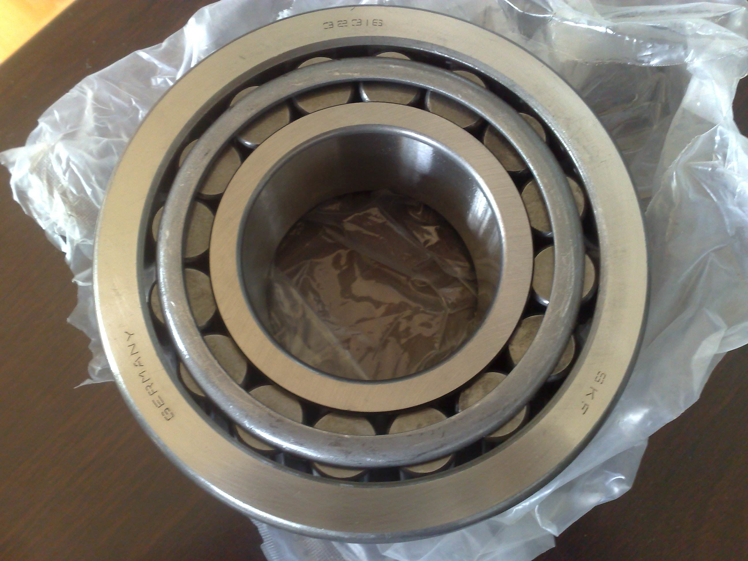 BT2B 328695 A / HA1 BT2B 328699 G / HA1 High Precision Tapered Roller Bearings