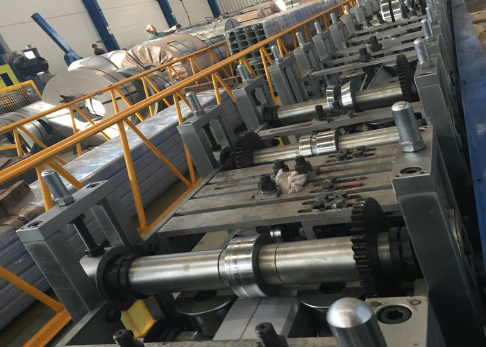 Aluminium Rain Water Sheet Metal Roofing Machine 0.3mm - 1.0mm PPGI / GI Material