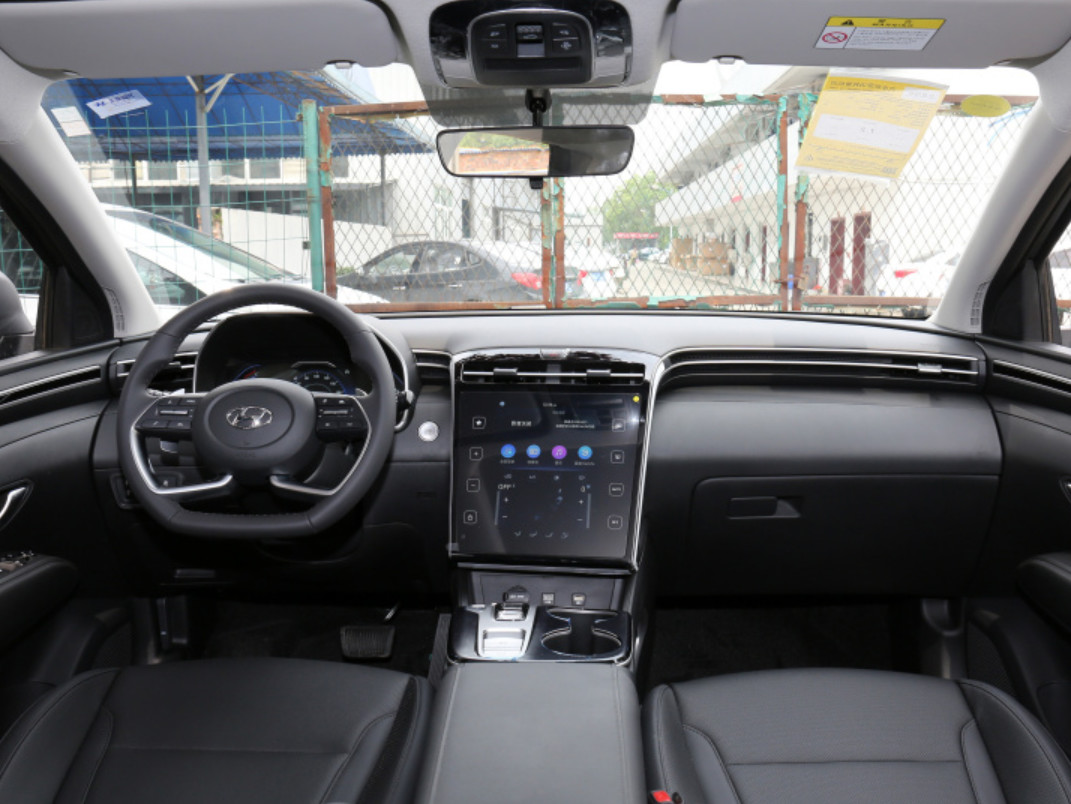Hyundai TUCSON L 1.5T DCT GLX elite version Turbo charged 5Door 5seats SUV Car