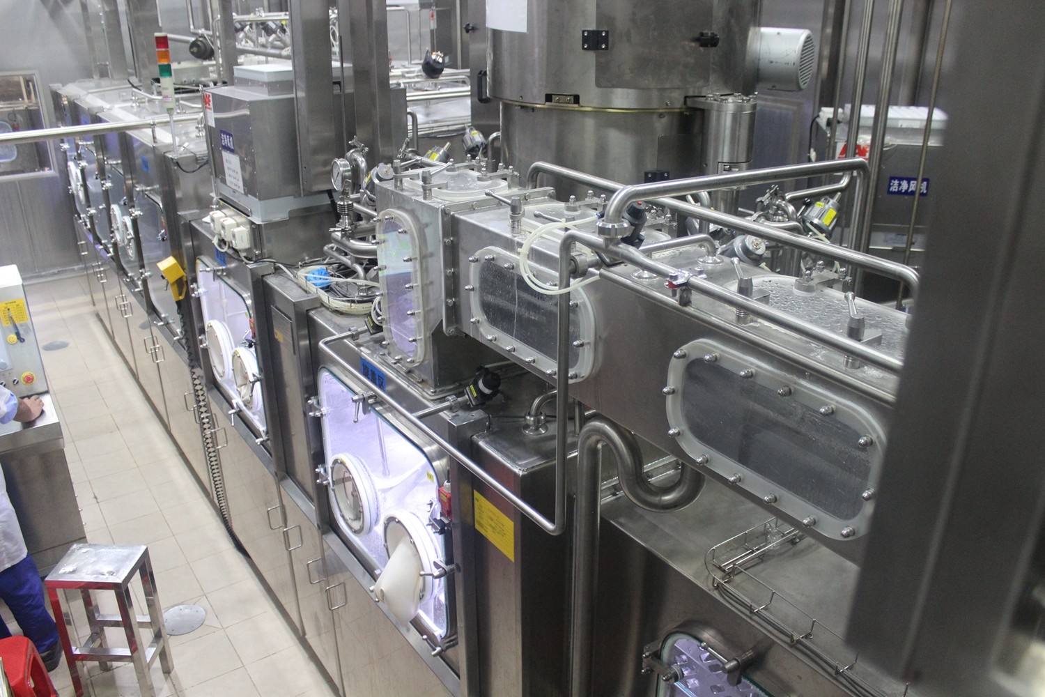 Isolation System 350ml 1500ml Aseptic Cold Filling Machine