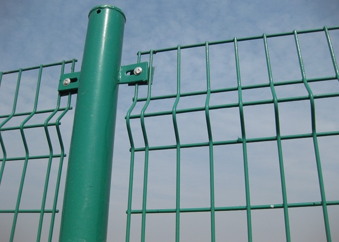 Square Chicken 5.00mm Pvc Coated Welded Wire Fencing