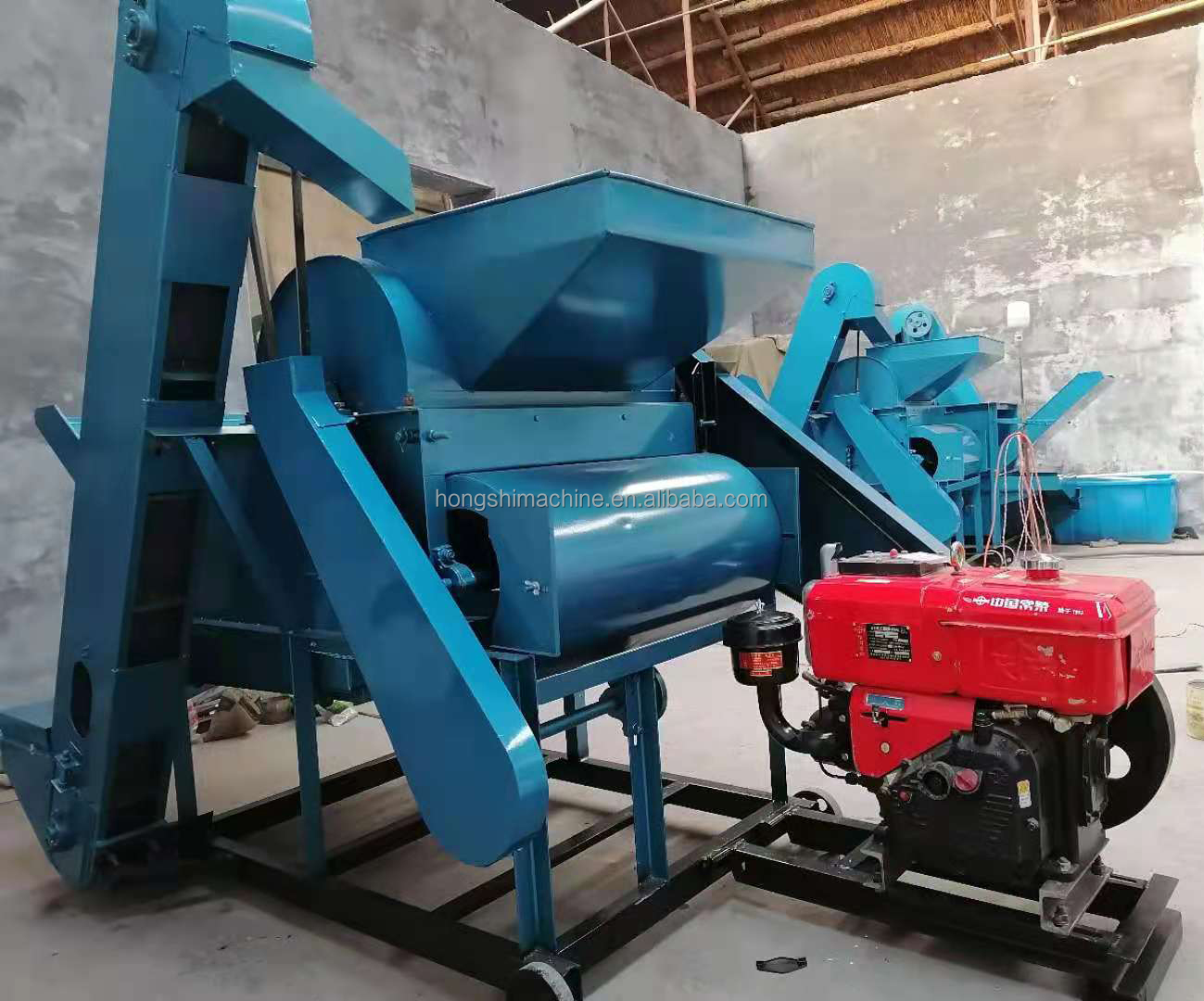 1000-1200kg/h Fiber Decorticating Machine , Diesel Castor Beans Peeling Machine