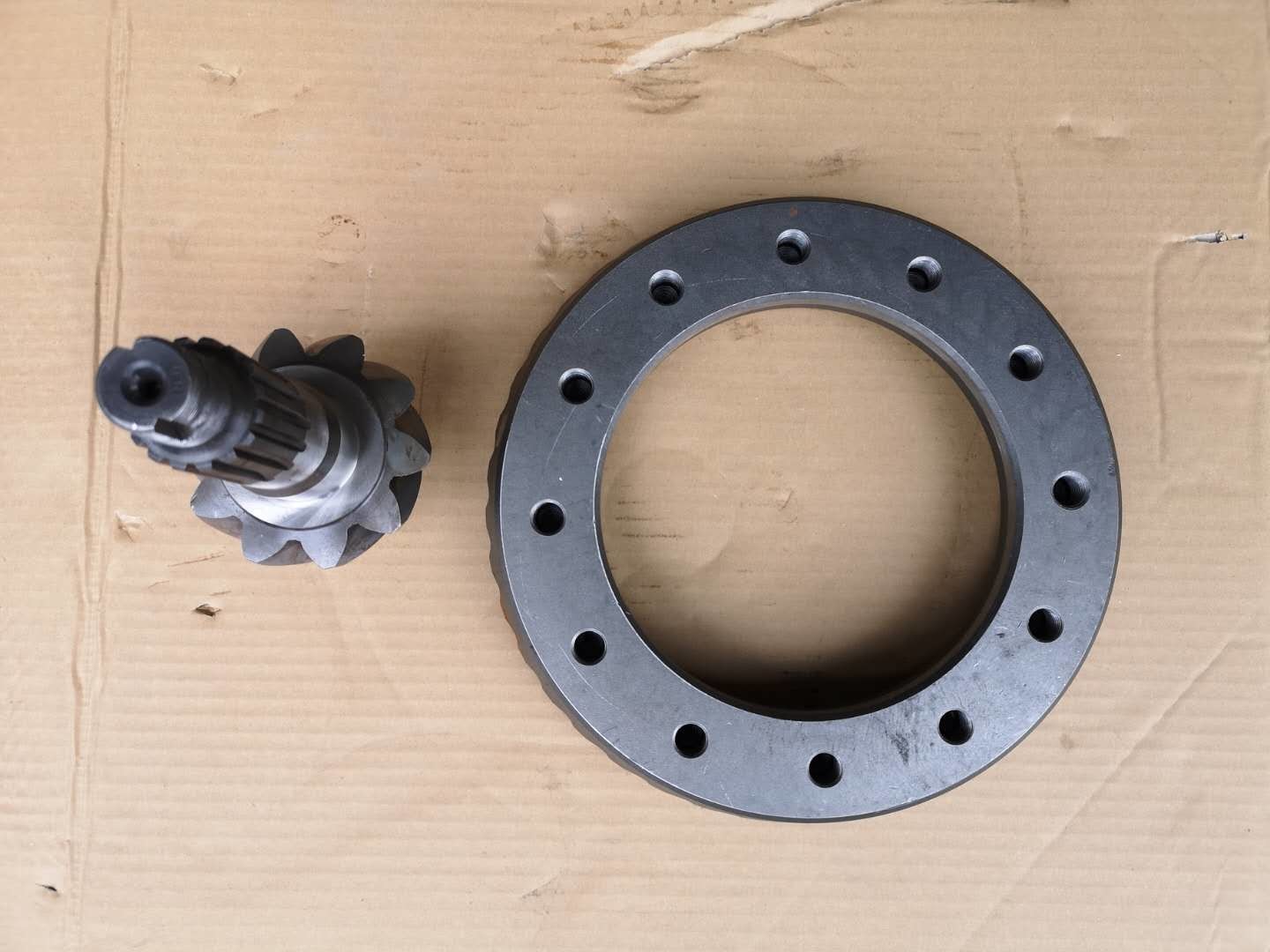 320mm Gear Set ISUZU NPR Parts 8970618460 Speed Rate 41 10 NQR Truck