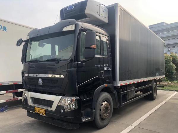 HOWO 10 Wheels 6*4 Used Refrigerator Truck Freezer Refrigerated Container Truck