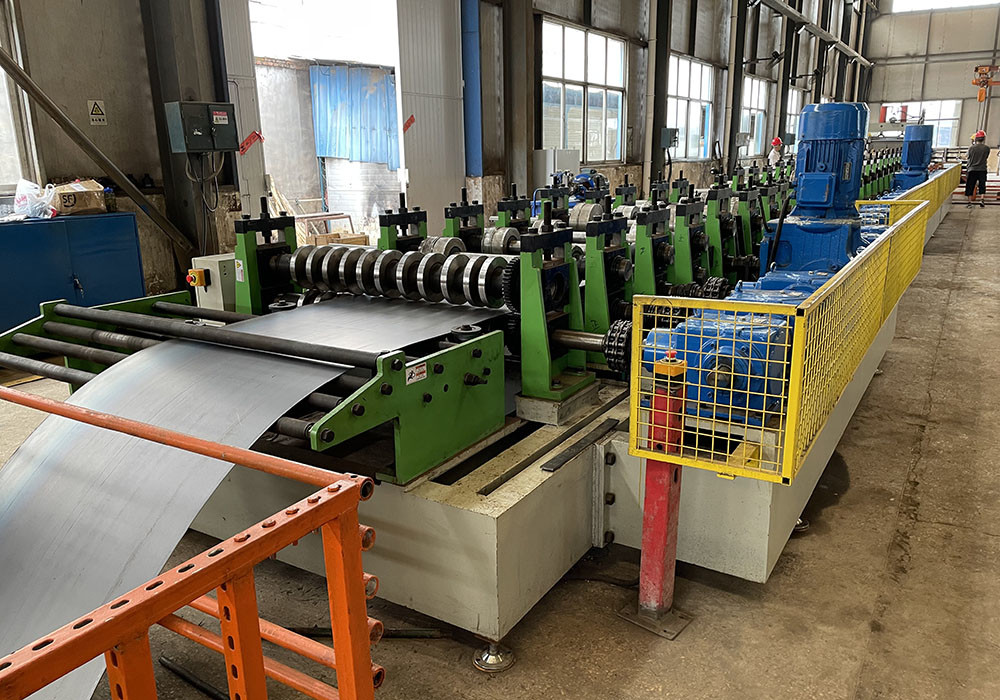 Galvanized Steel Coils Cable Tray Manufacturing Machine With 45# Steel Shaft