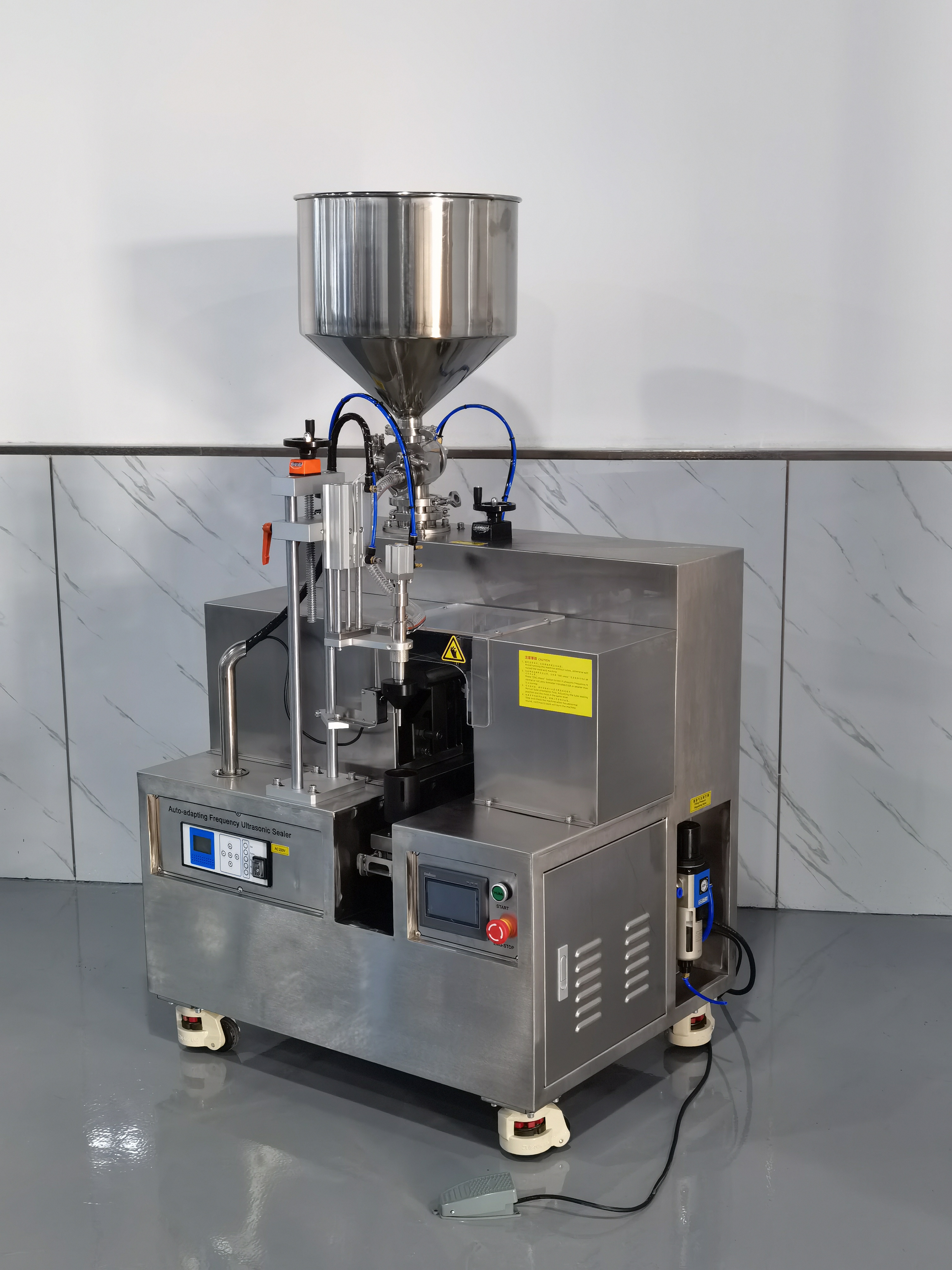 Ultrasonic Tube Automatic Filling Machine 20kHz Low Noise Level
