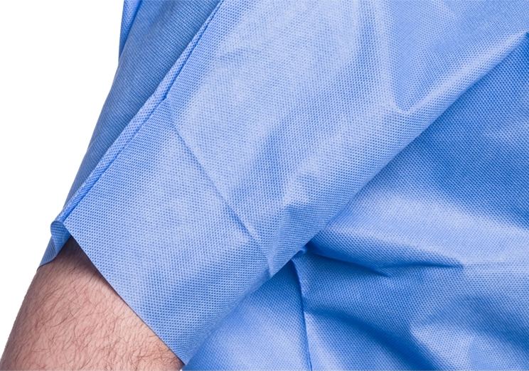 Non Woven Disposable Scrub Suits , SMS Medical Scrub Sets