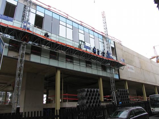 Mast Suspended Access Platform Climbing Aerial Work With Single Cage Or Double Cage