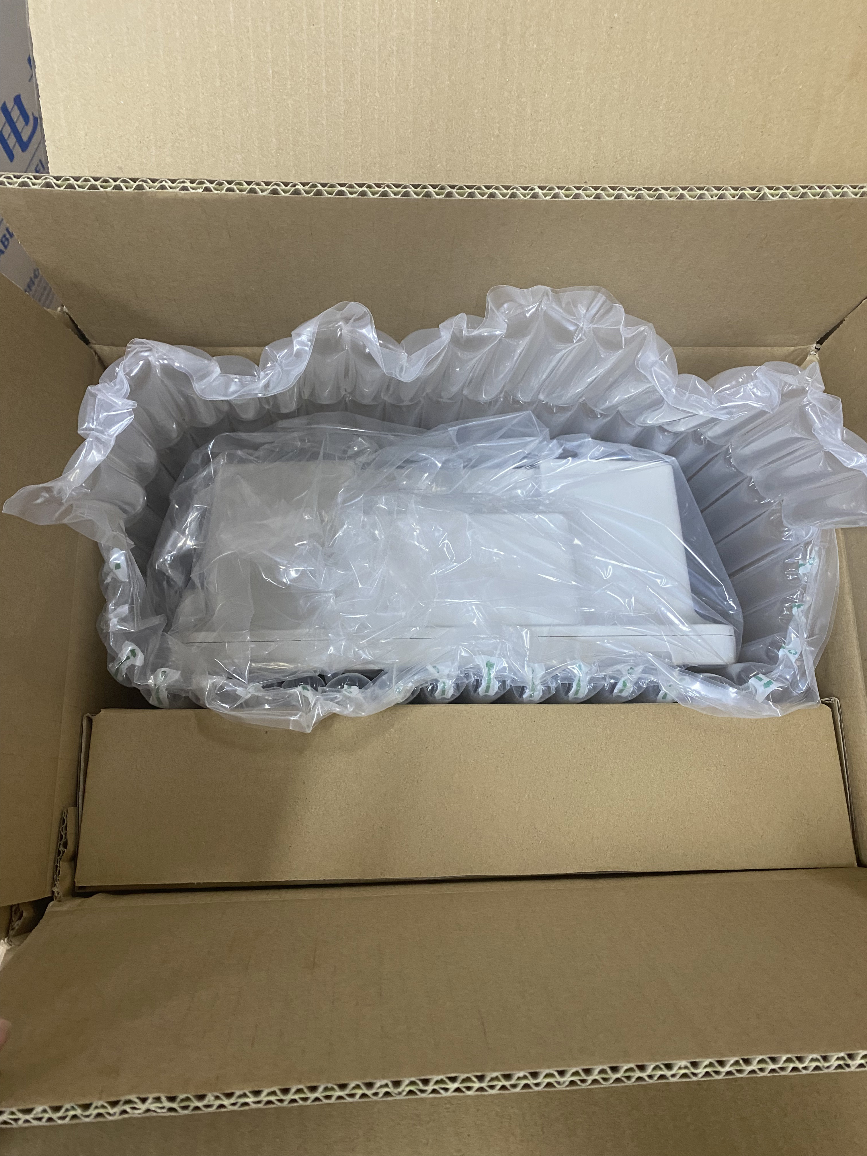 8 Hours Multi Parameter Patient Monitor 300 X 270 X 300 Mm Dimensions